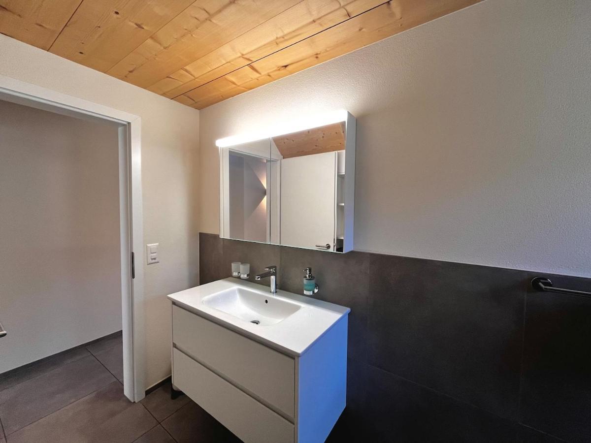 Beim Brunnen Apartman Gsteigwiler Kültér fotó